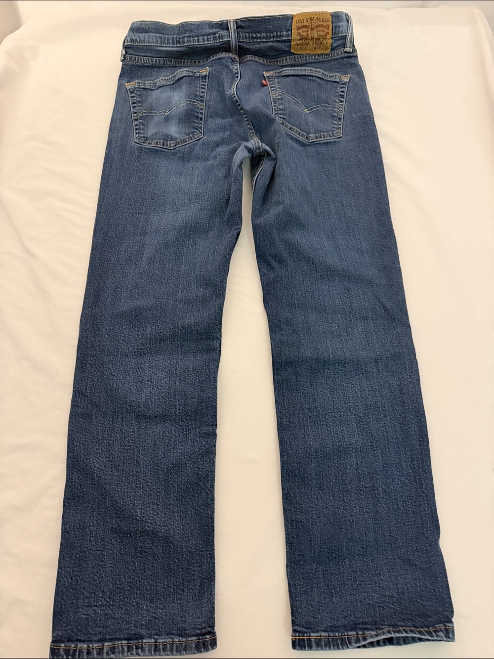 Levi's 34/30 514 Classic Straight-Leg Women's Jeans in Medium Blue - Picture 2 of 8